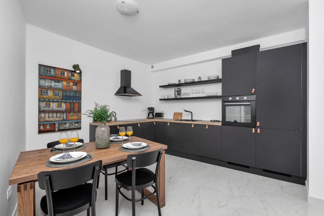 Apartment Lotte With Private Pool In The City Center! 마카르스카 외부 사진