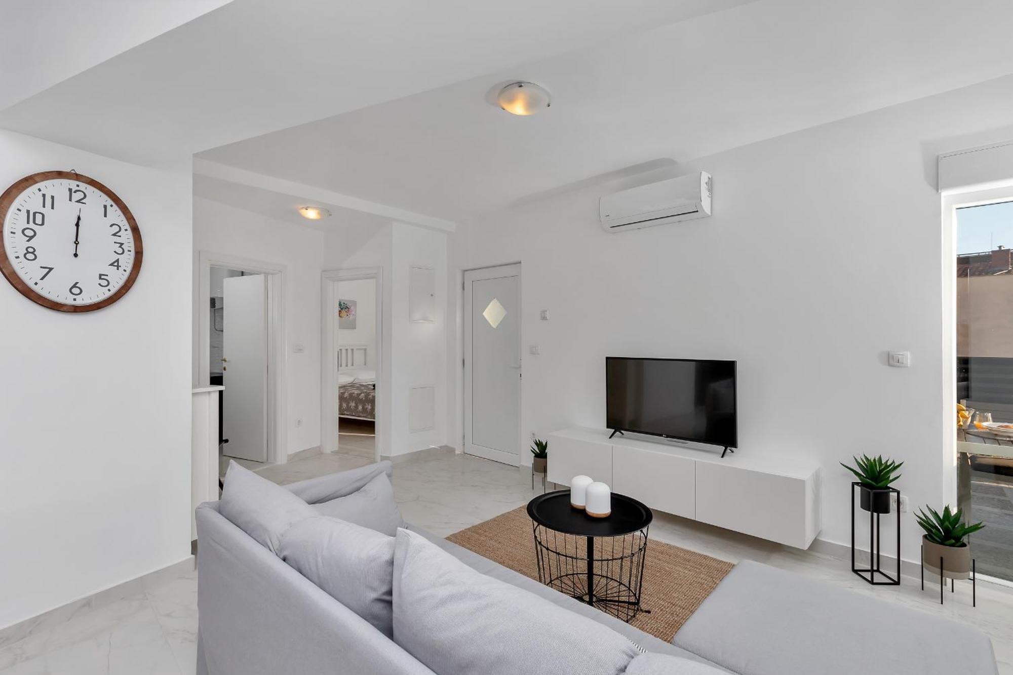 Apartment Lotte With Private Pool In The City Center! 마카르스카 객실 사진