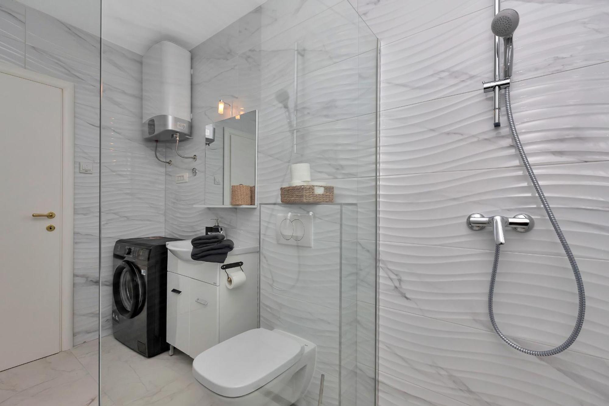 Apartment Lotte With Private Pool In The City Center! 마카르스카 객실 사진
