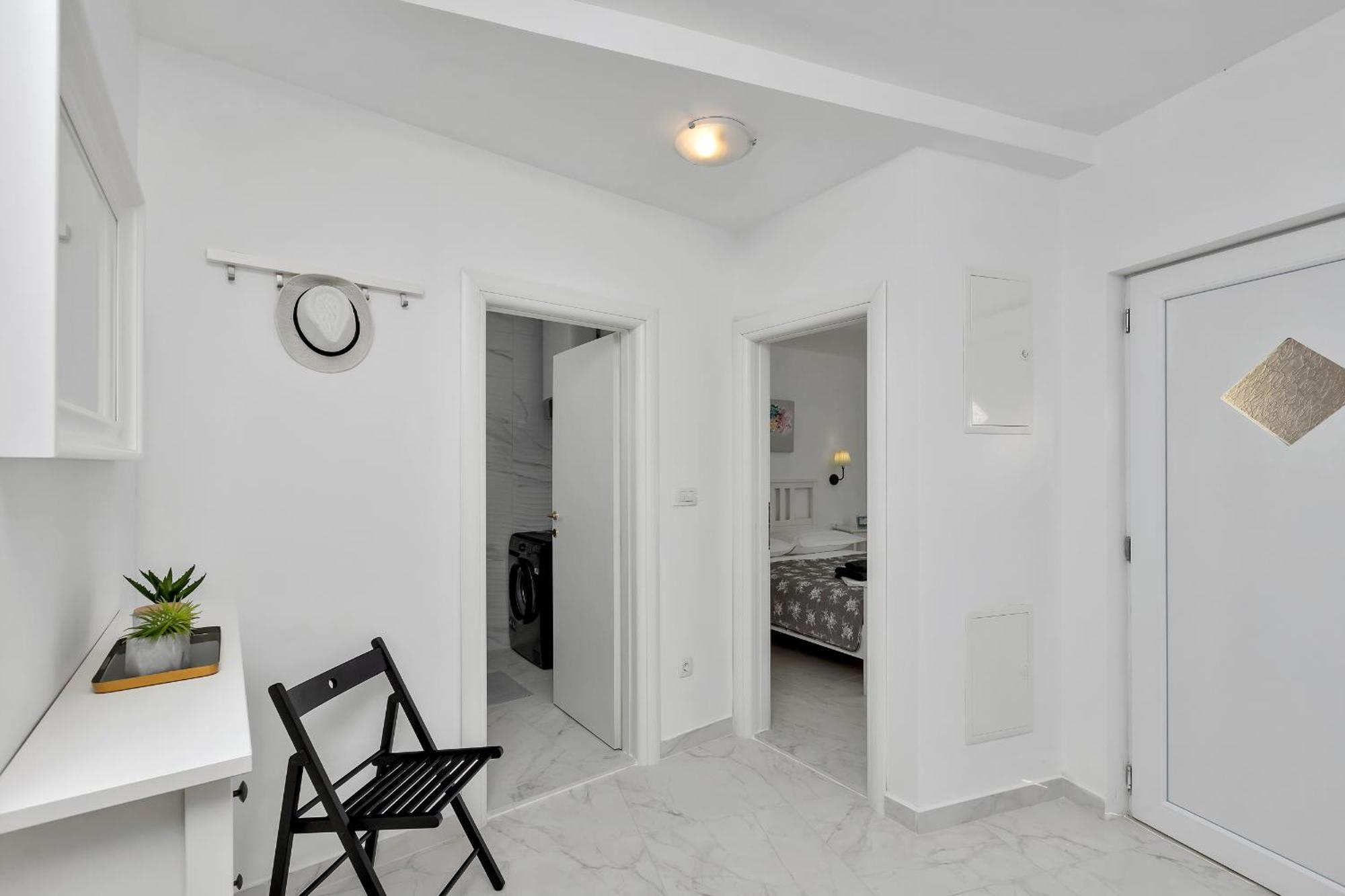 Apartment Lotte With Private Pool In The City Center! 마카르스카 객실 사진